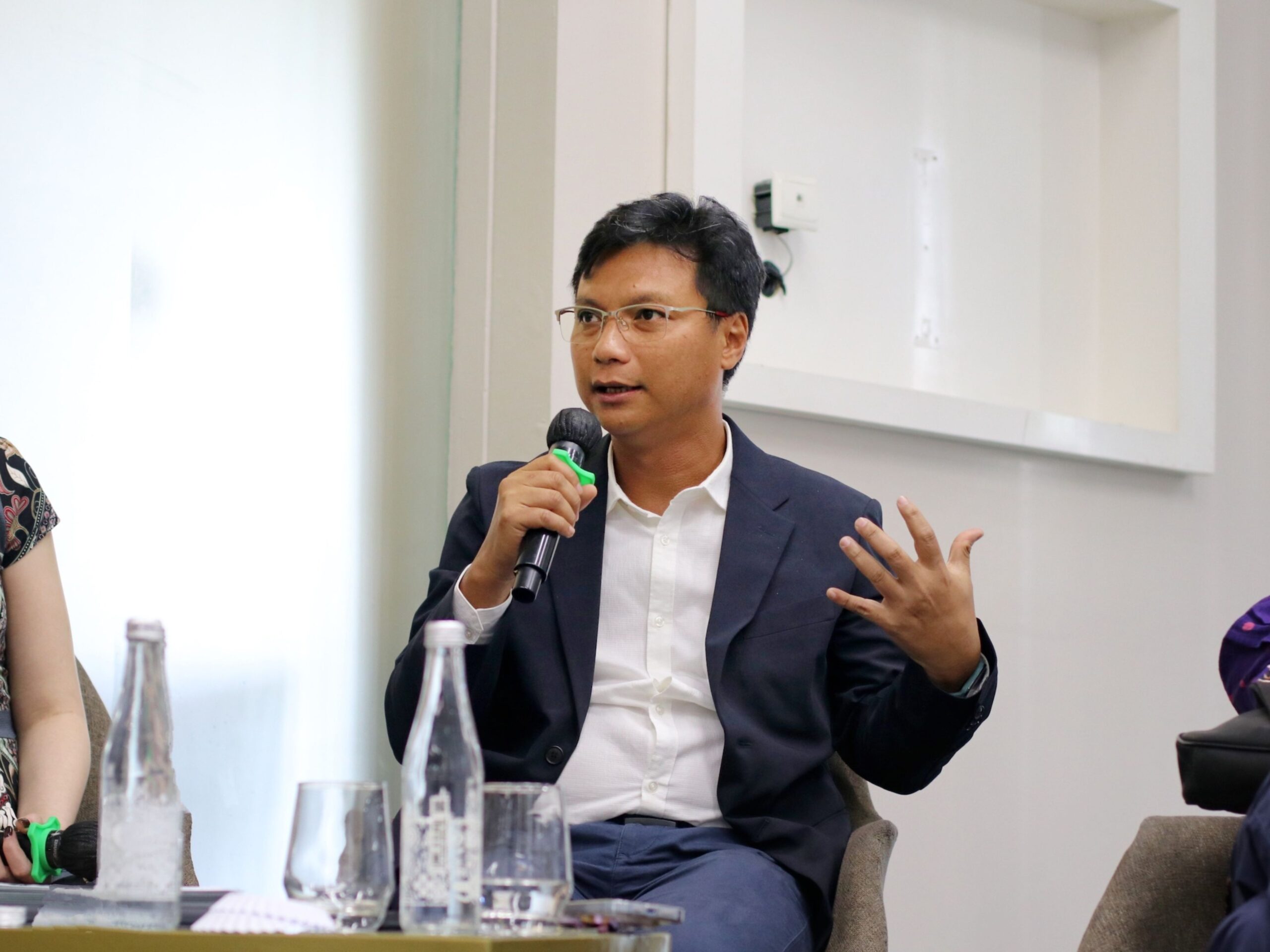 #PraxiSurvey Terjadi Kesenjangan Narasi Antara Publik dan Pemerintah Terhadap Program Hilirisasi