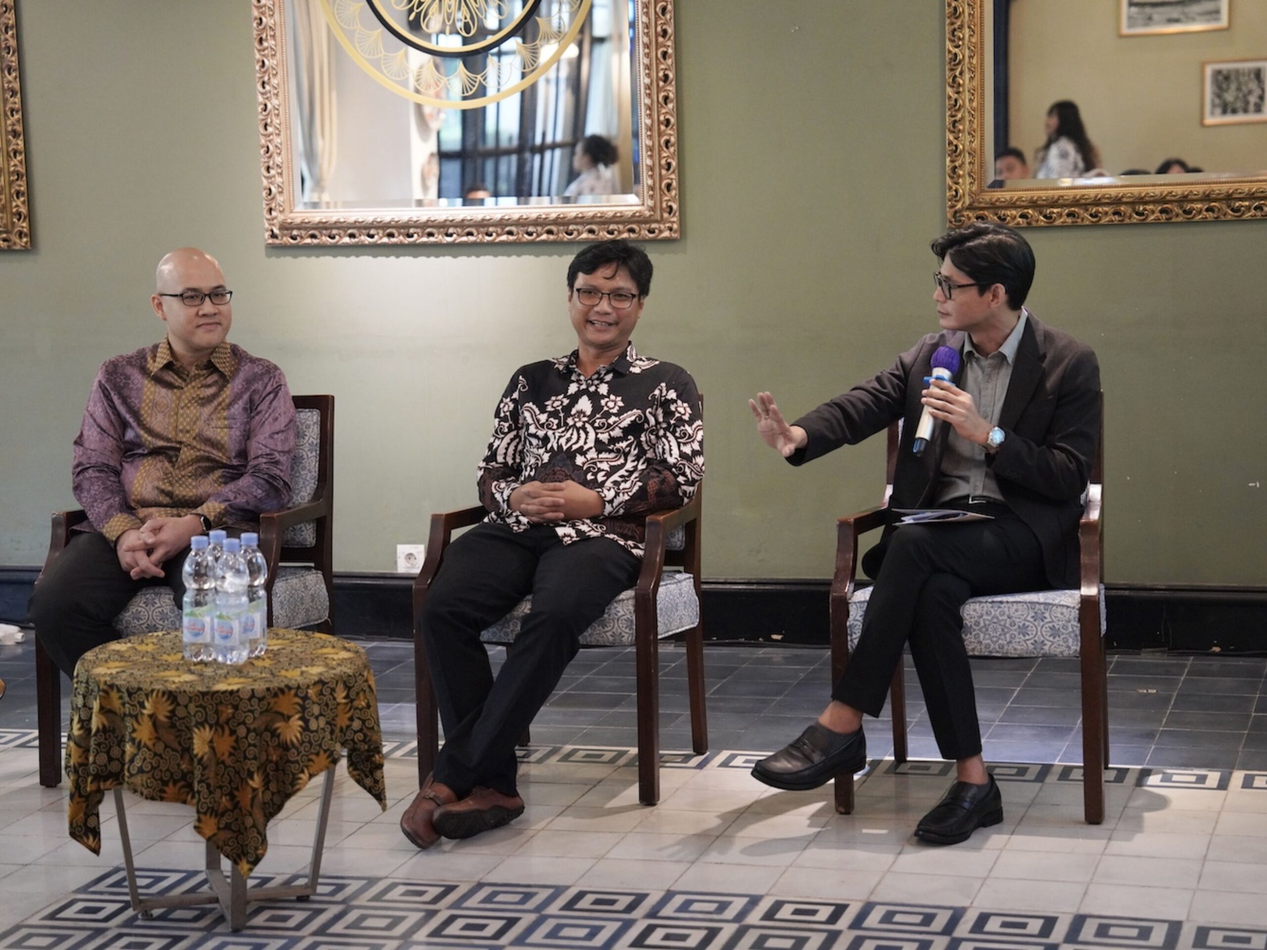 #PraxiSurvey: 62,64% Responden Percaya Debat Terbuka Paling Memengaruhi Pilihan Mereka di Pemilu 2024